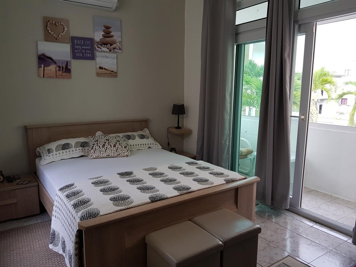 Villa Bienvenue Beachfront House Flic-en-Flacq Eksteriør bilde